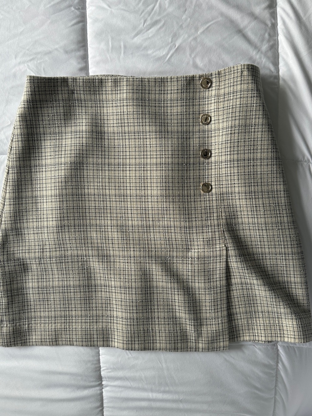 Tommy Hilfiger Plaid A-Line Mini Skirt Size 8 Gold Button Detail Lined Preppy